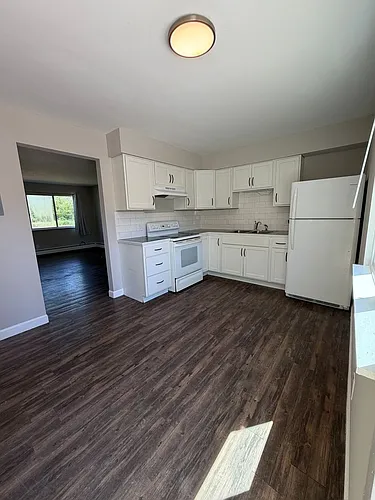 6438-6692 Martinie Dr Photo 1