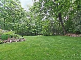 6 Valley Ln, Chappaqua, NY 10514