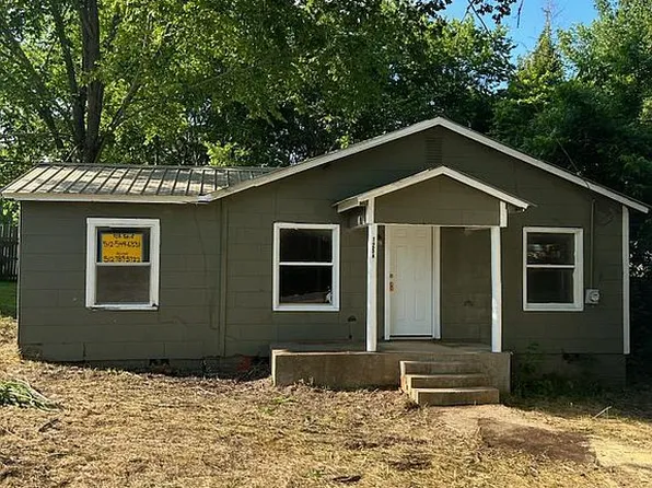 1254 W 6th St, Rusk, TX 75785