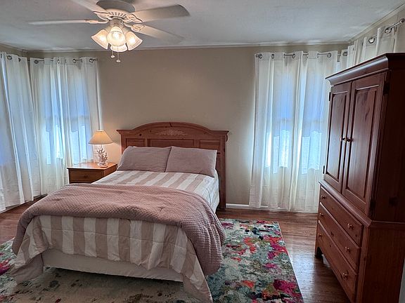 4th image of 143 Parkview Ln