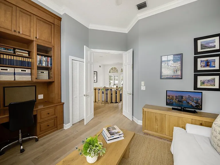 129 Brookhaven Ct — Photo 40