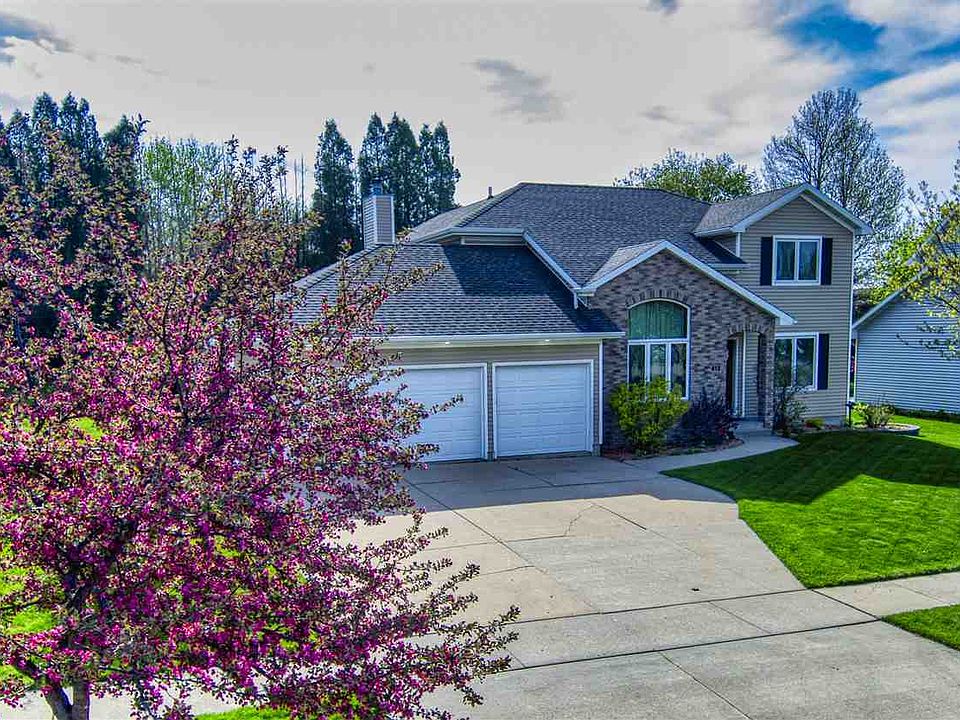 1st image of 612 Barnett Dr