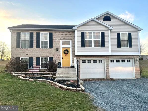 6108 Hager Rd, Greencastle, PA 17225