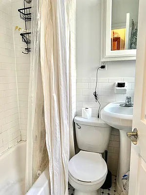 Rented by Corcoran | media 17