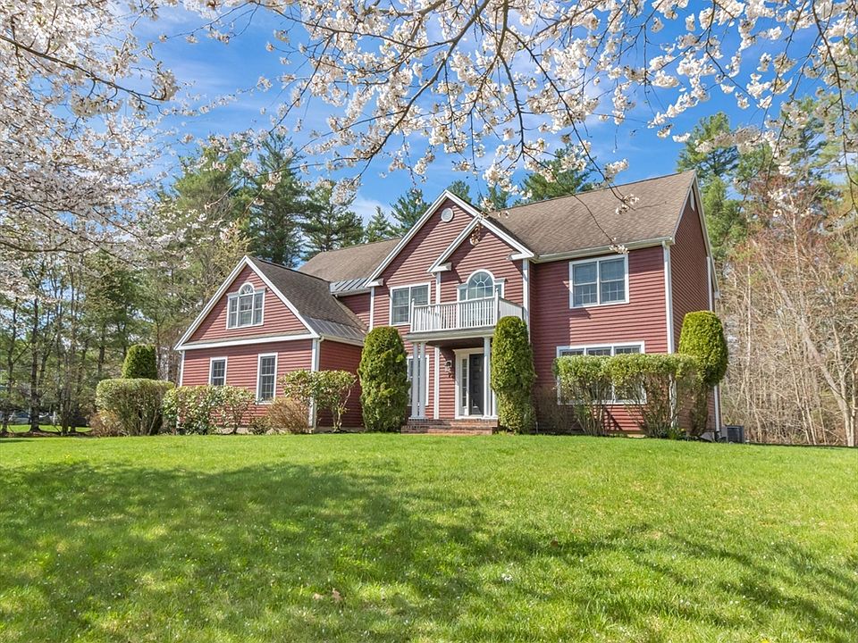 1st image of 7 Tanglewood Dr