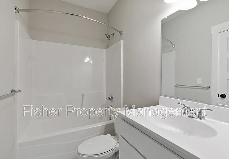 2200 Carrington St #301 — Photo 9
