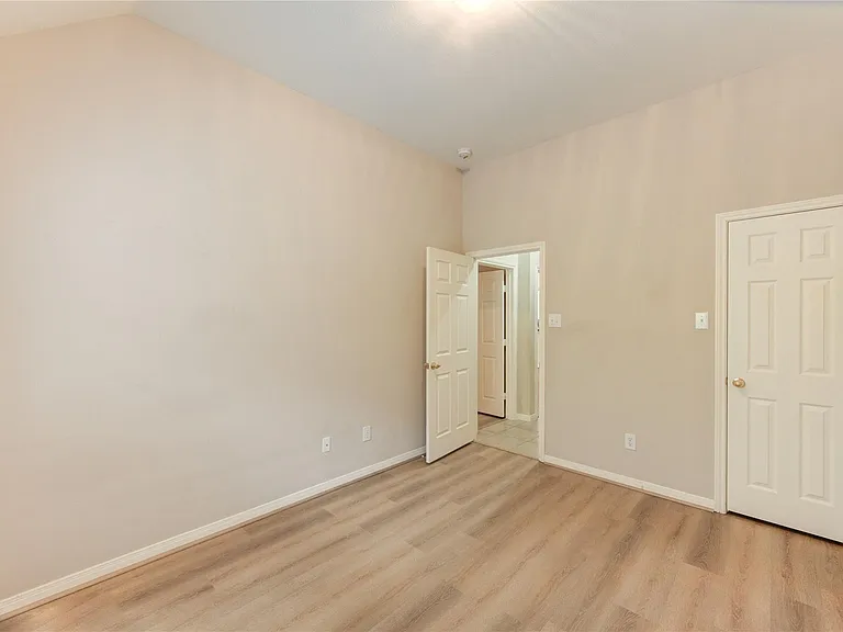 21930 Shady Heath Ln — Photo 29