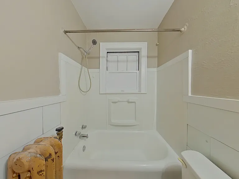 5618 S Grand Blvd — Photo 11