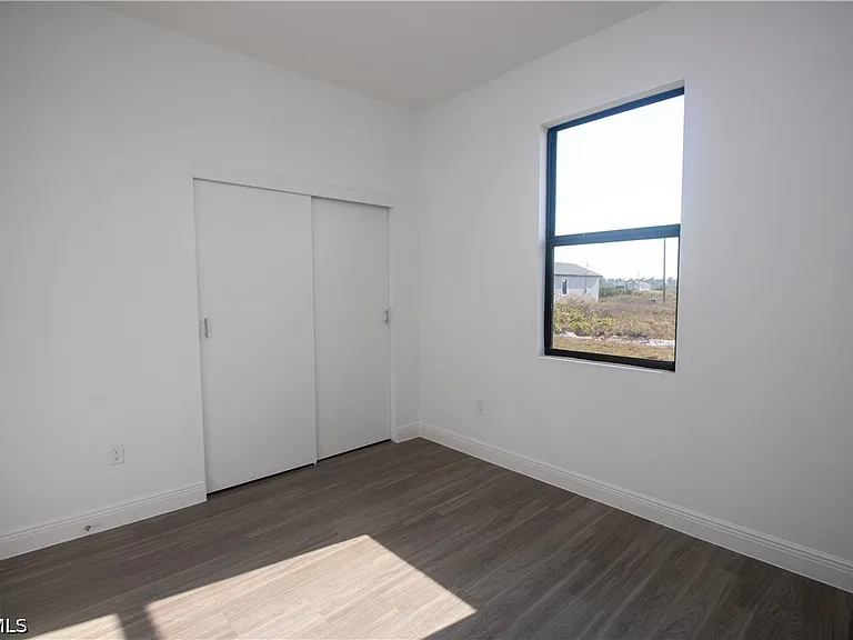 9004 W Justice Cir — Photo 27