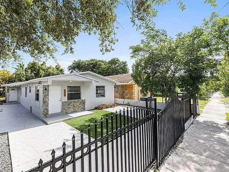 1st image of 1555 NW 34th St #1555