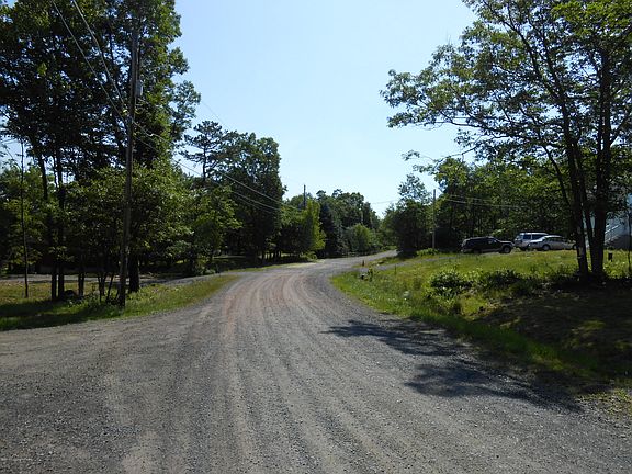 5th image of 5847 Wild Laurel Dr