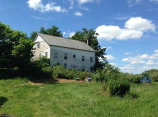 123 Pierce Rd, Lafayette, NJ 07848