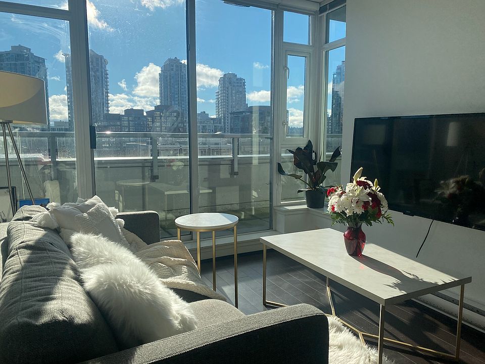 Living Room Day Time