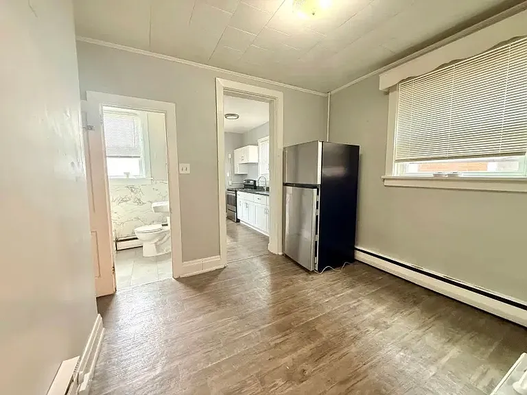 2508 Derry St #2 — Photo 8