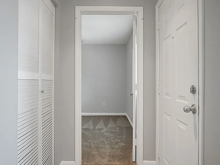 273 Alexandra Dr #11 — Photo 23