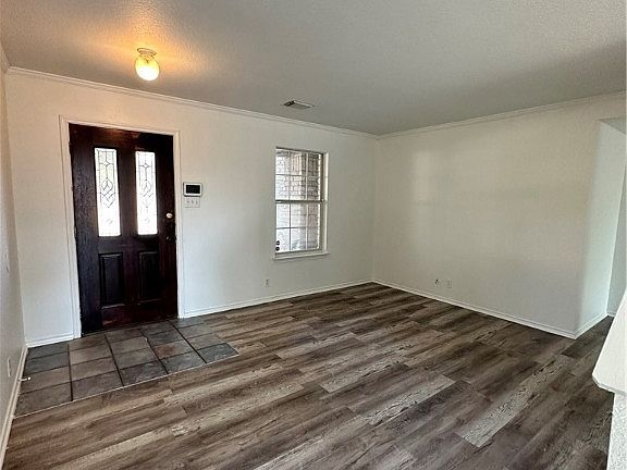 5th image of 380 Copper Wood Dr