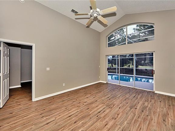 5th image of 2219 Mallory Cir