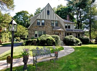 14 Avondale Rd, White Plains, NY 10605