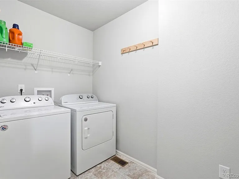 7375 Forest Meadows Ave — Photo 29