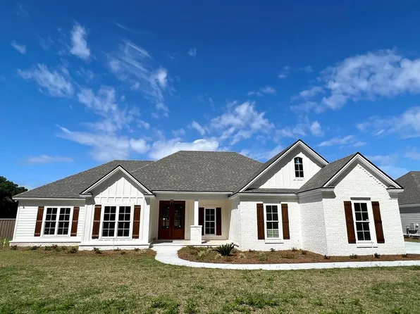 405 Long Pond Rd, Lake Park, GA 31636