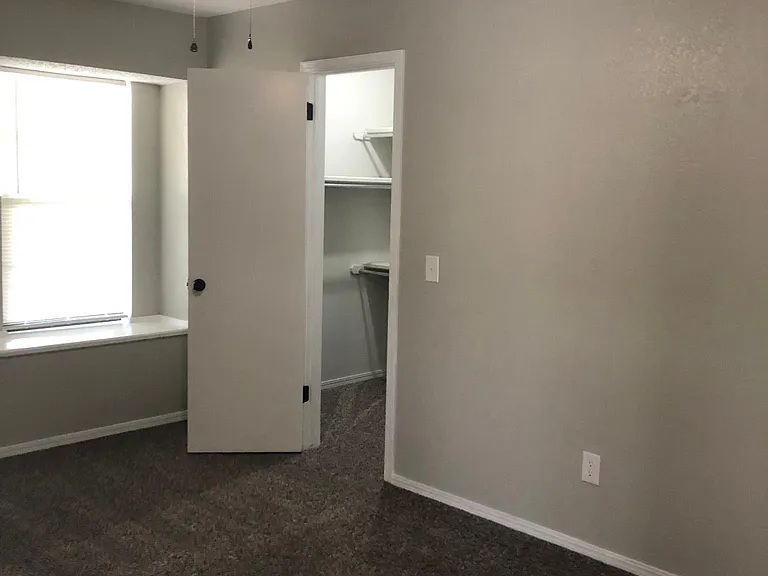 1903 Christie Dr #1903 — Photo 8