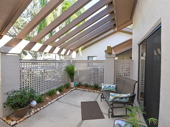 3rd image of 4554 Kingsmere #43