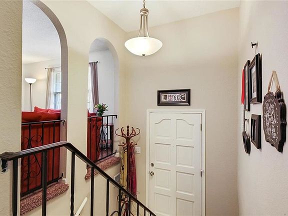 3rd image of 300 S Kendall Ave