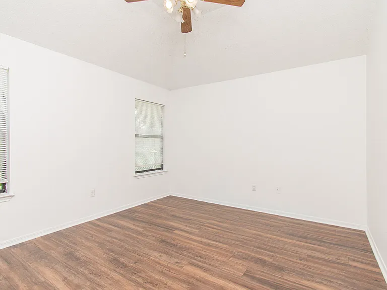 214 Appaloosa Dr — Photo 7
