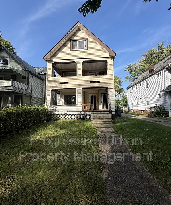 13709 Rugby Rd