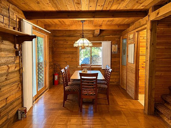 11th image of 1361 Cypress Dr