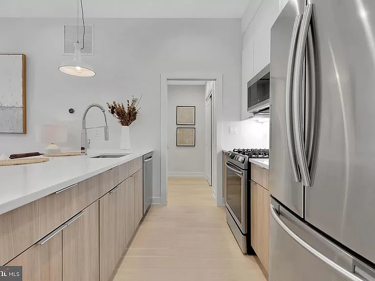 Kitchen corridor