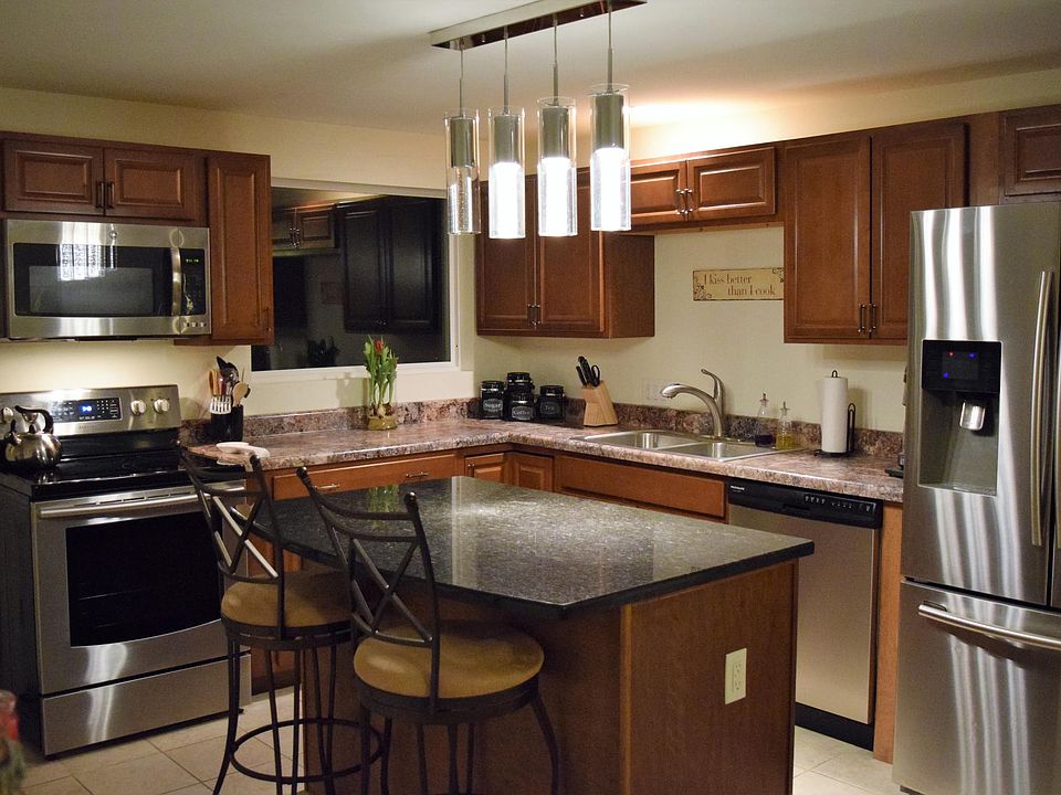 1st image of 47 Sunny Ln