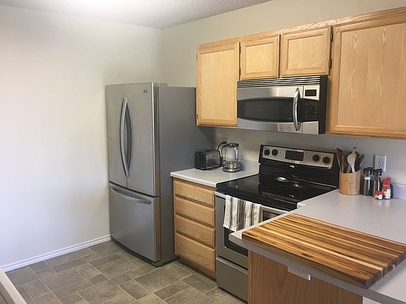 5th image of 1221 Wallace Ln