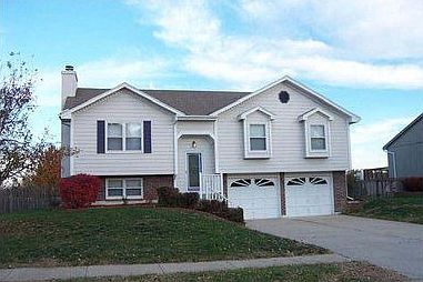 House In Lee's Summit