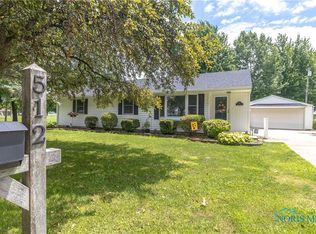 512 State St, Elmore, OH 43416