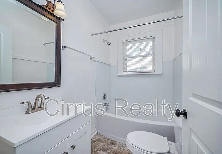 448 Chapel St — Photo 18