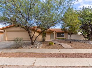 1571 W Lama Dr, Tucson, AZ 85746