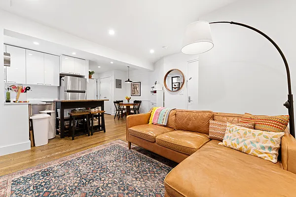 Rented by BMB Living Inc | media 50