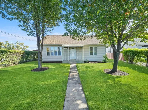 7801 Linder Ave, Burbank, IL 60459