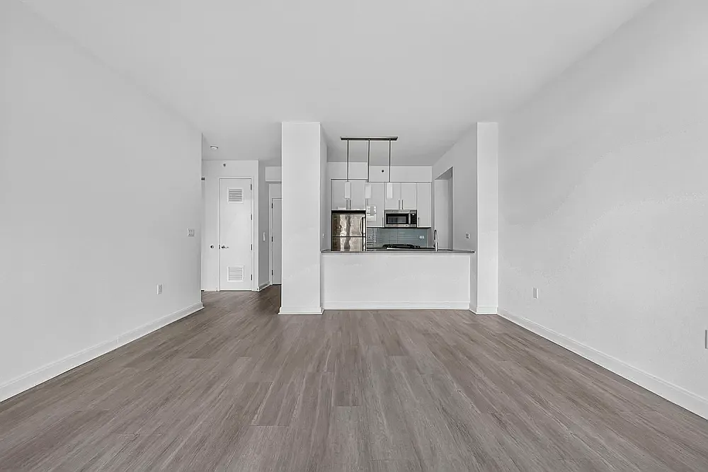 81 Fleet Place — Photo 2