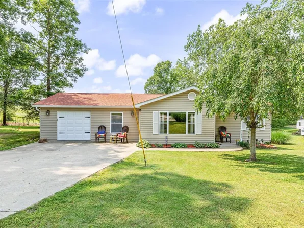 1269 Wild Cherry Ln, Bloomsdale, MO 63627