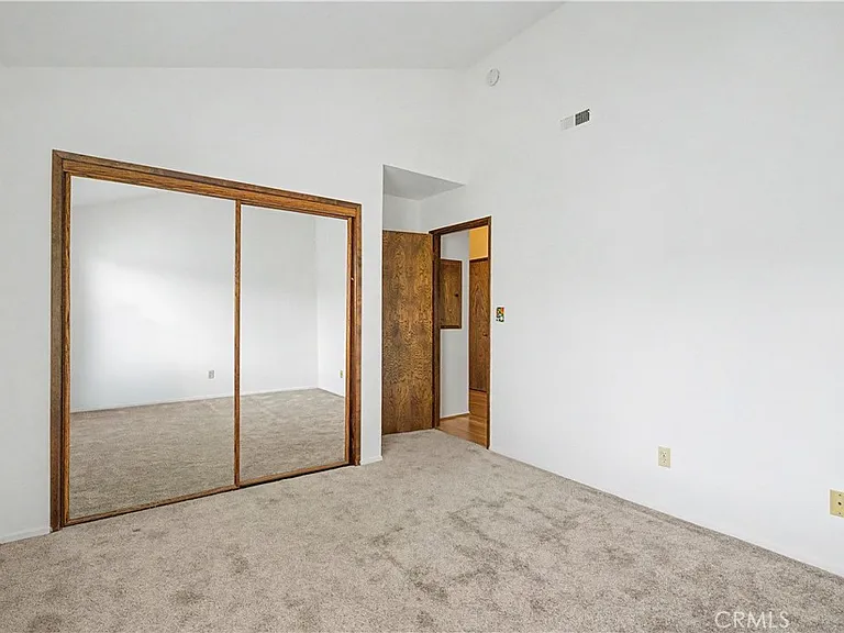 214 Topaz St — Photo 27