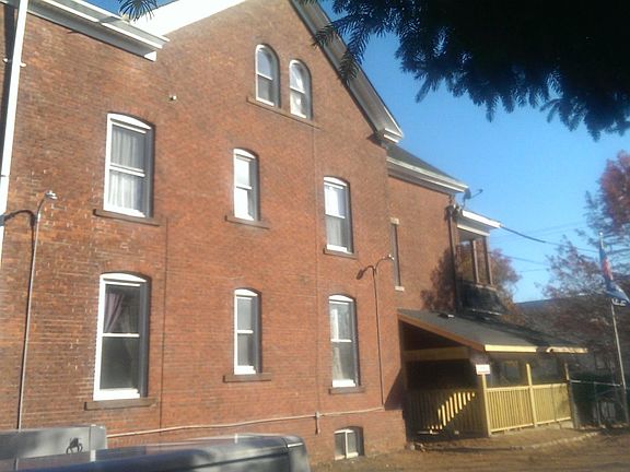 SIDE OF BUILDING
