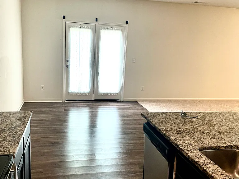 20 Natalie Ct — Photo 6
