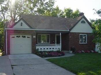 1st image of 3861 Biehl Ave