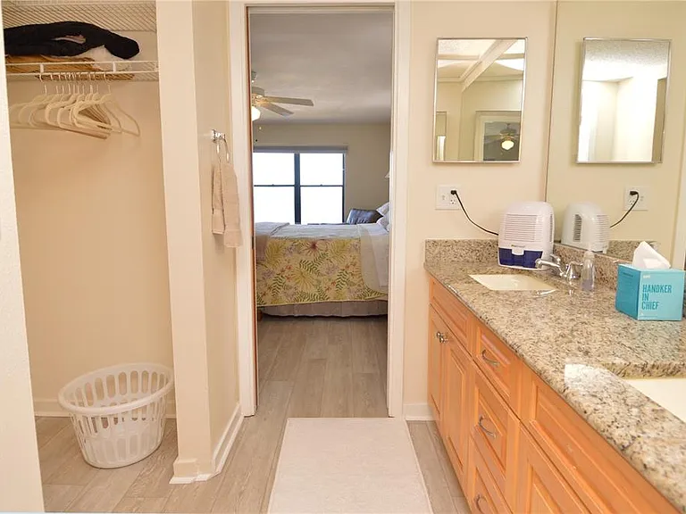 900 Gulf Blvd #907 — Photo 47