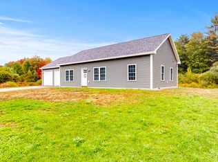 101 Crowley Rd, Lewiston, ME 04240