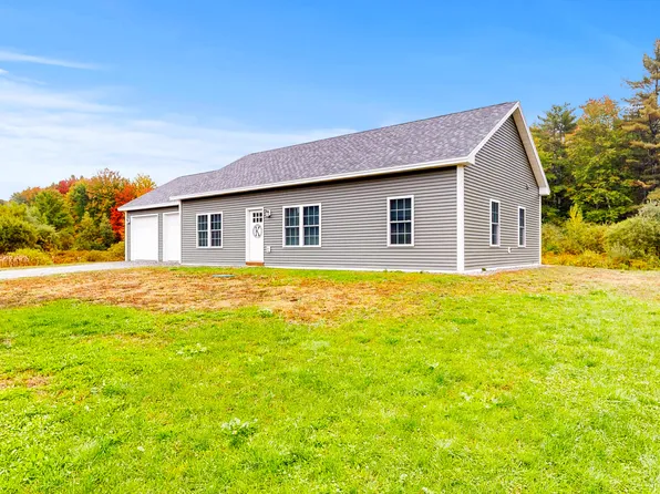 101 Crowley Road, Lewiston, ME 04240