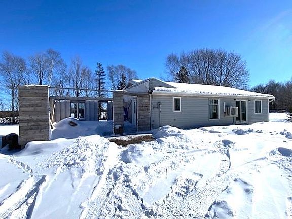2nd image of 74 Andrews Dr #72