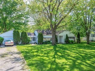6751 Fitch Rd, Olmsted Township, OH 44138